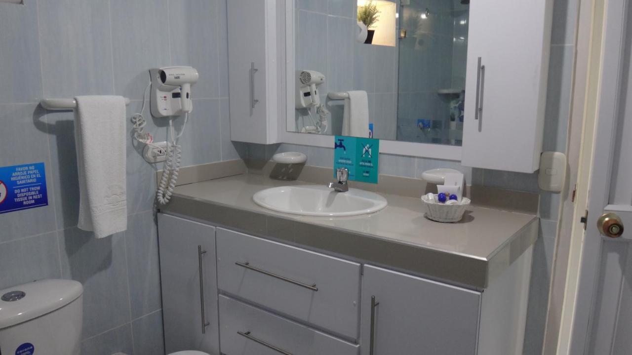 Hotel Posada Del Mar Fresh Water Bay ภายนอก รูปภาพ