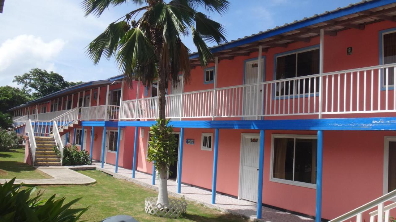 Hotel Posada Del Mar Fresh Water Bay ภายนอก รูปภาพ